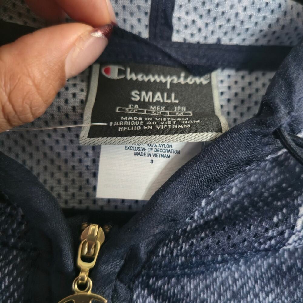 Champion‎ NWT Women's Navy Nylon Warm Up Jacket Small - Picture 8 of 13